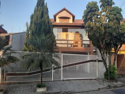 Casa para Venda, em Taubaté, bairro Campos Elíseos, 4 dormitórios, 4 banheiros, 2 suítes, 5 vagas